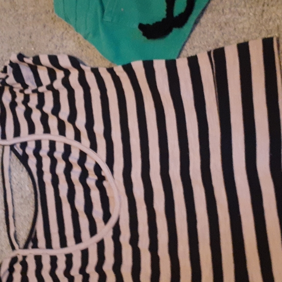 Women's clothing lot - Picture 4 of 7